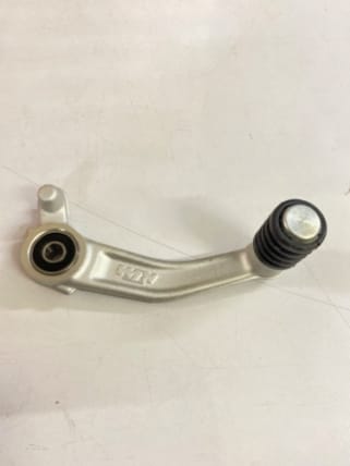 Duke 200 gear sales lever price